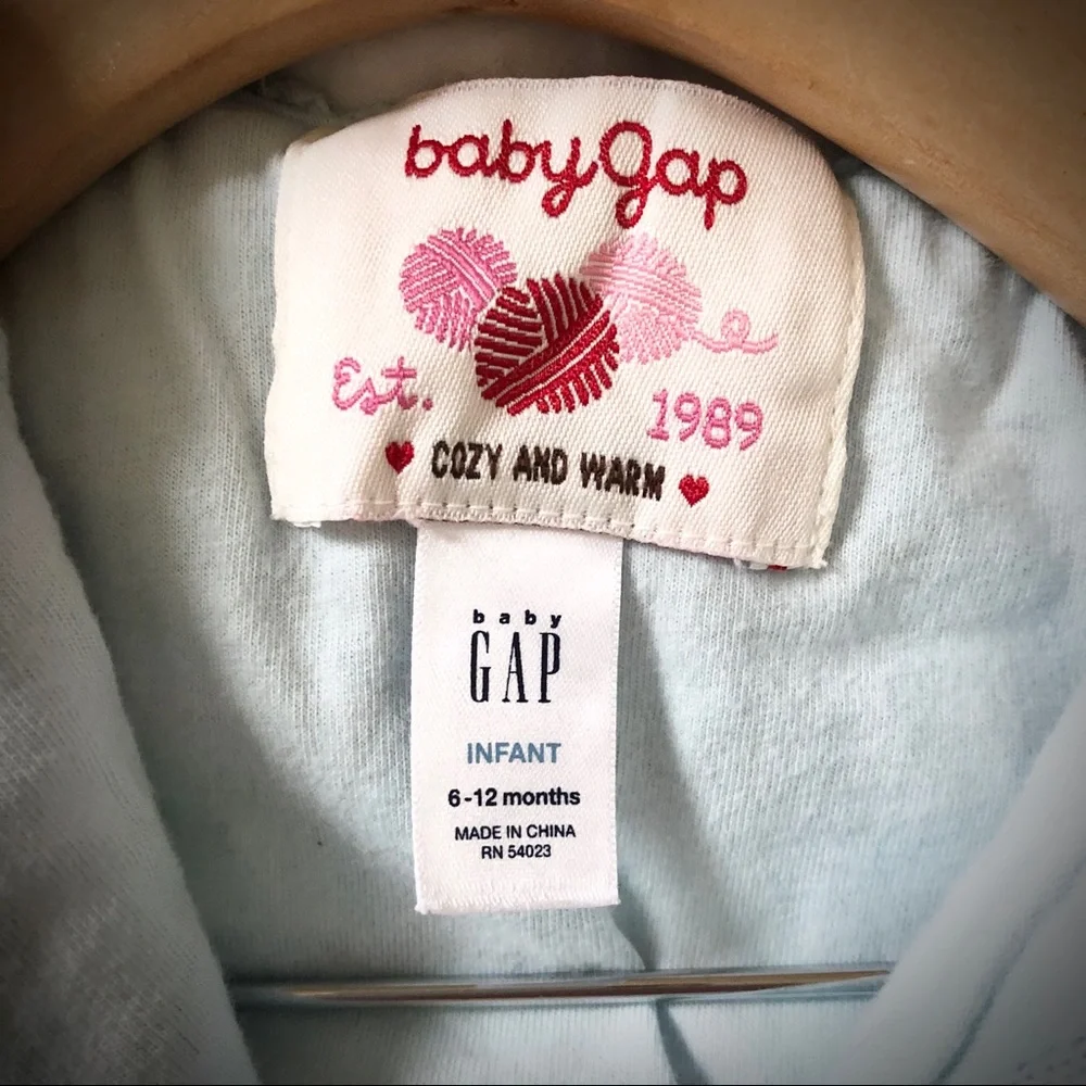 Gap Baby girl blue flower cardigan size 12 Months
